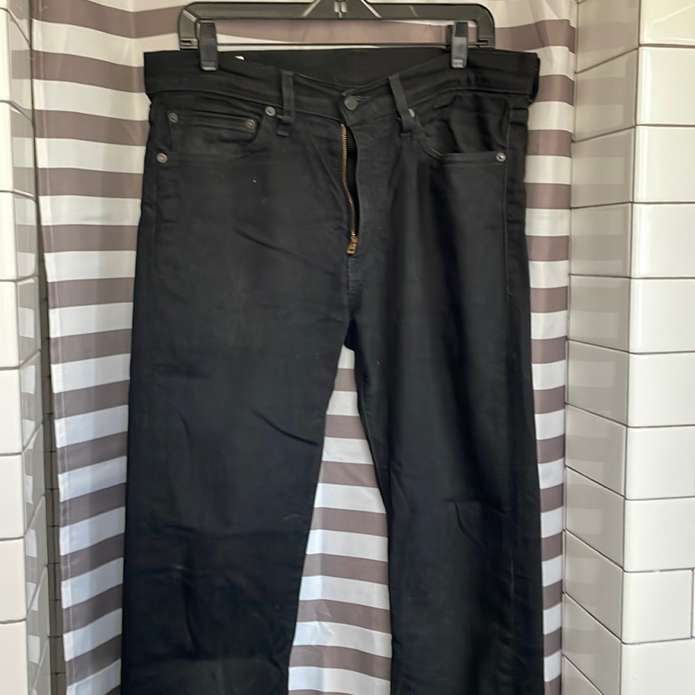 Levi’s black denim men’s jeans
